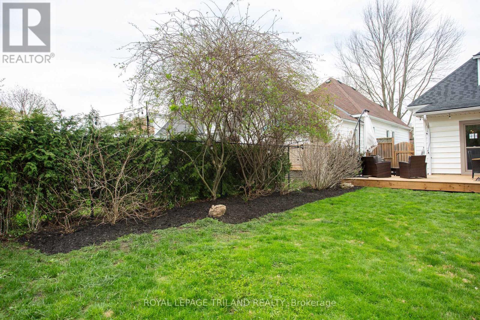 21 MAPLE STREET Property Photo