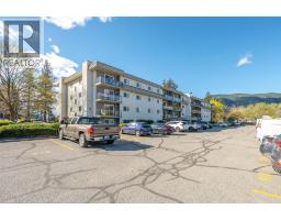 401 110 Skaha Place, Penticton