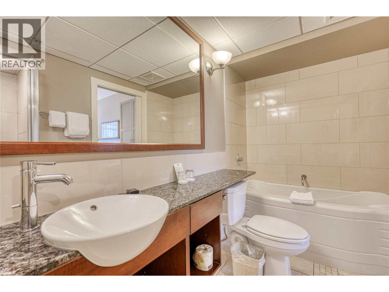 #222 13011 Lakeshore Drive S - 14