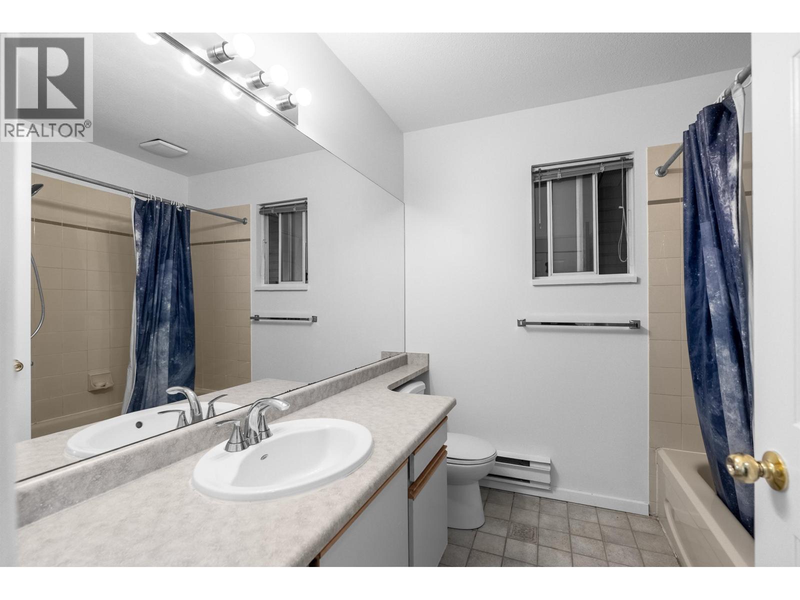 12 1872 HARBOUR STREET, Port Coquitlam