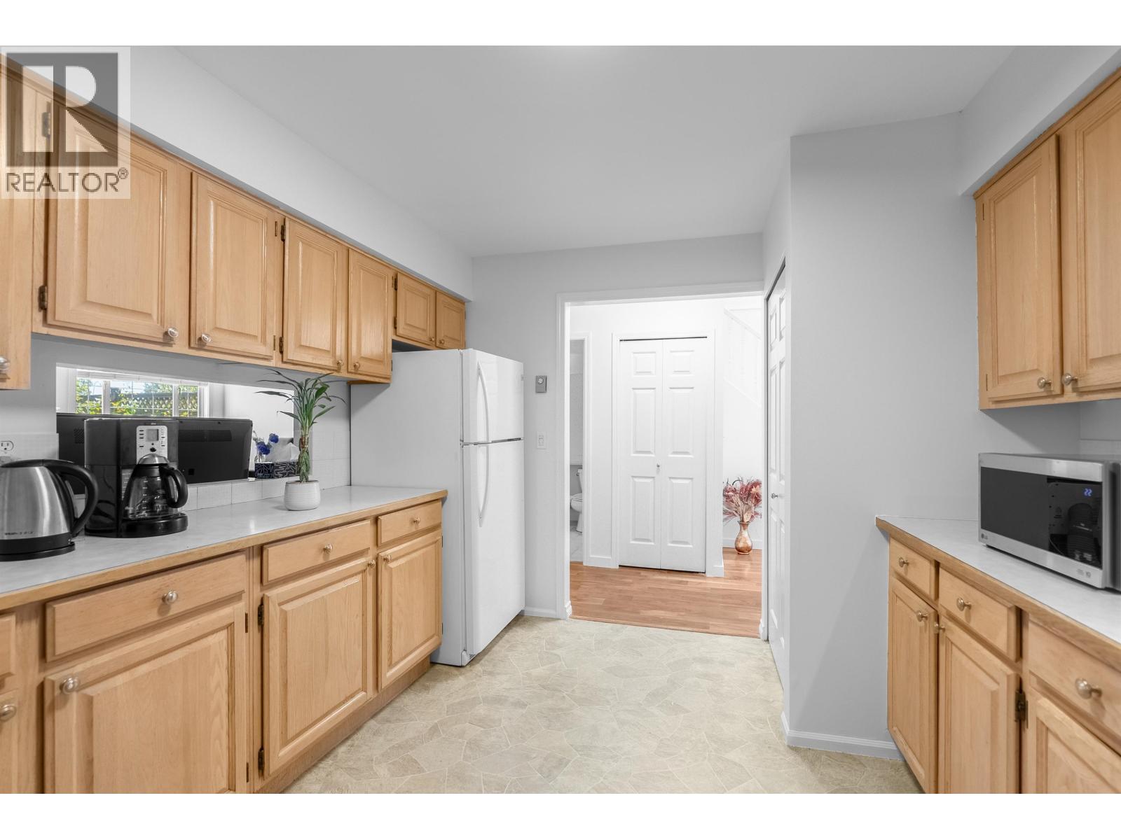12 1872 HARBOUR STREET, Port Coquitlam