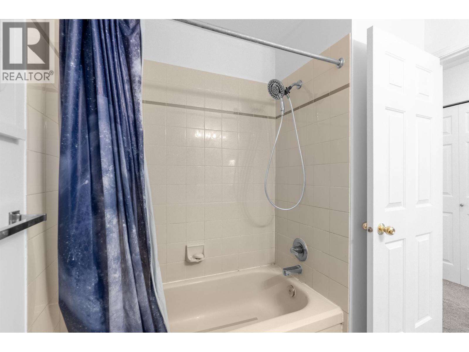 12 1872 HARBOUR STREET, Port Coquitlam