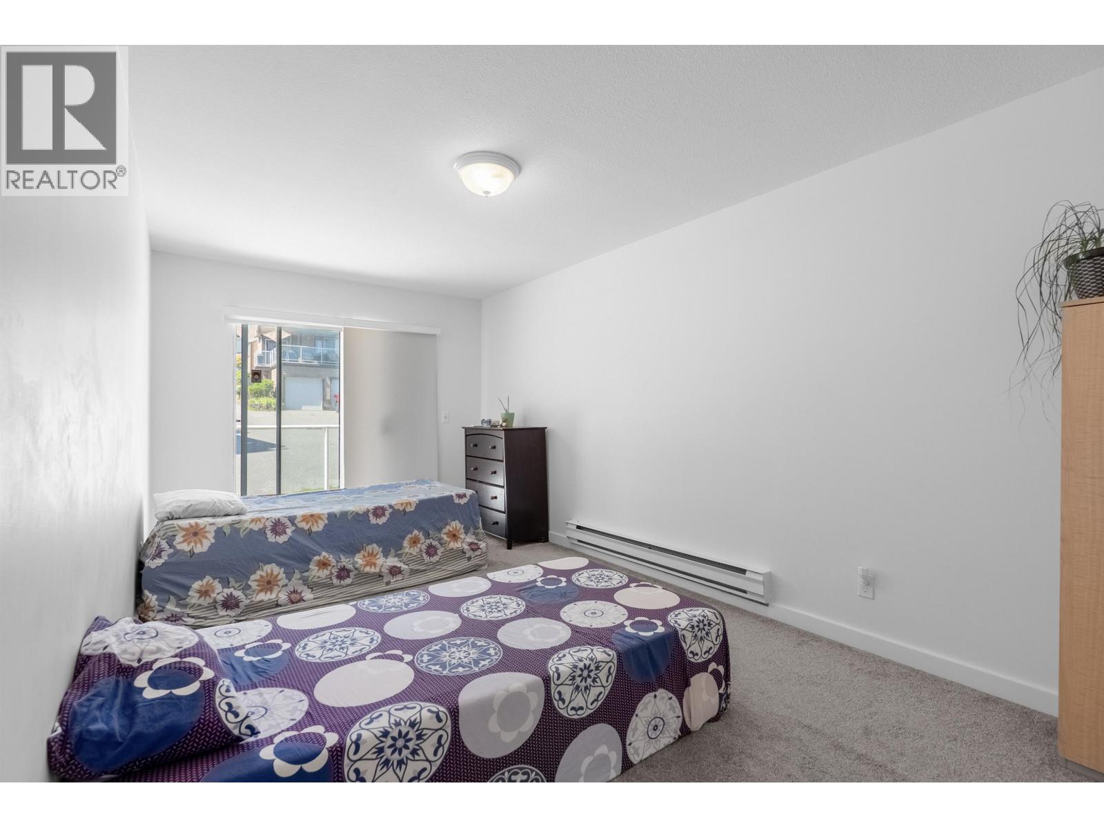 12 1872 HARBOUR STREET, Port Coquitlam