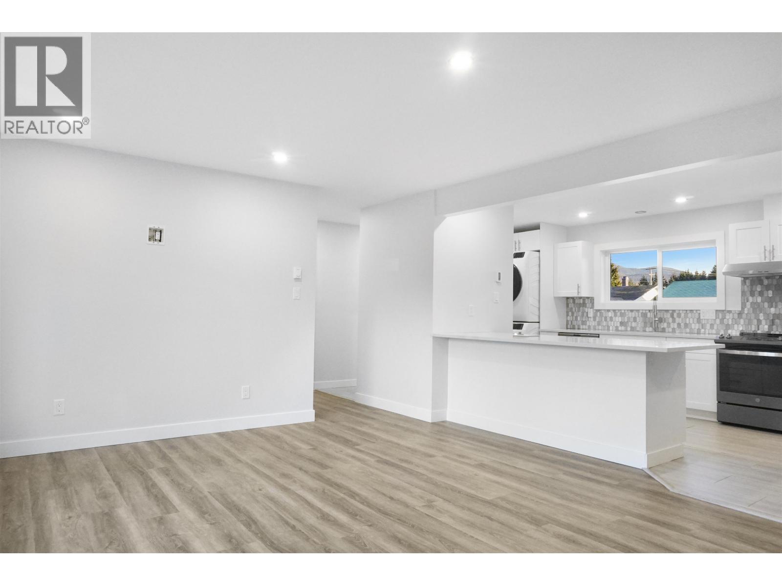 13 YUKON STREET - 10