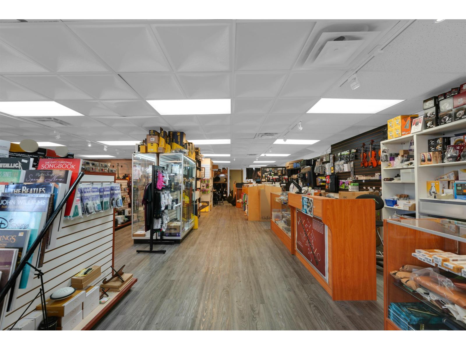 1333 JOHNSTON ROAD, White Rock