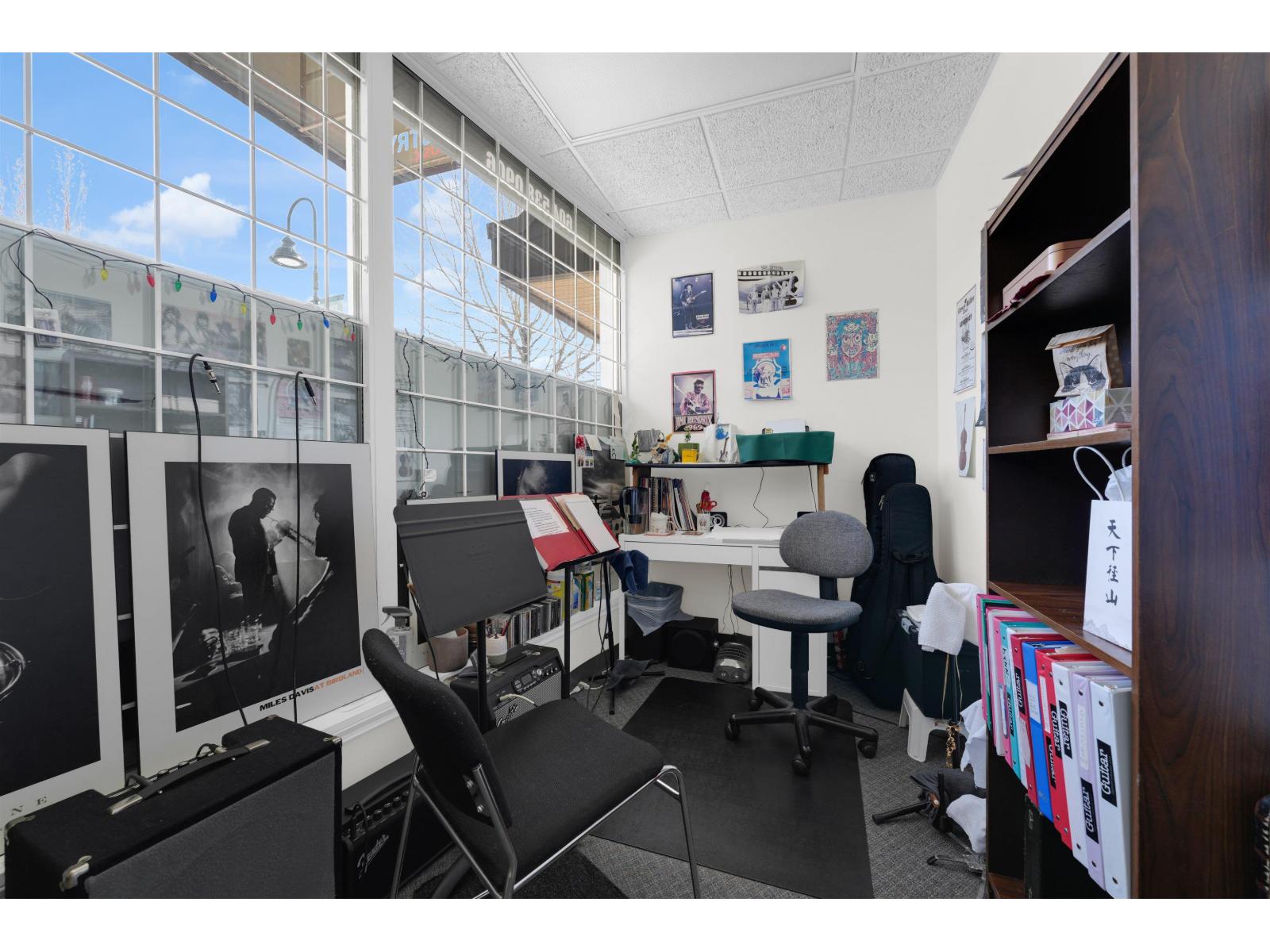 1333 JOHNSTON ROAD, White Rock