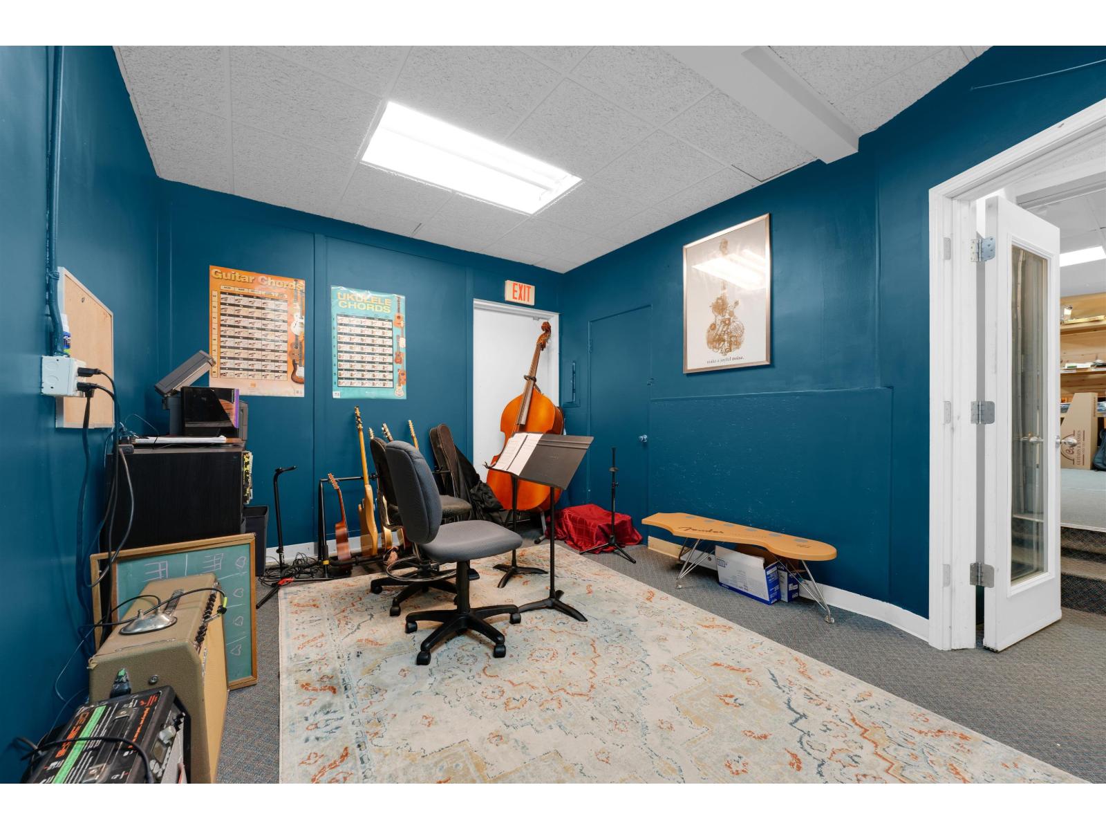 1333 JOHNSTON ROAD, White Rock