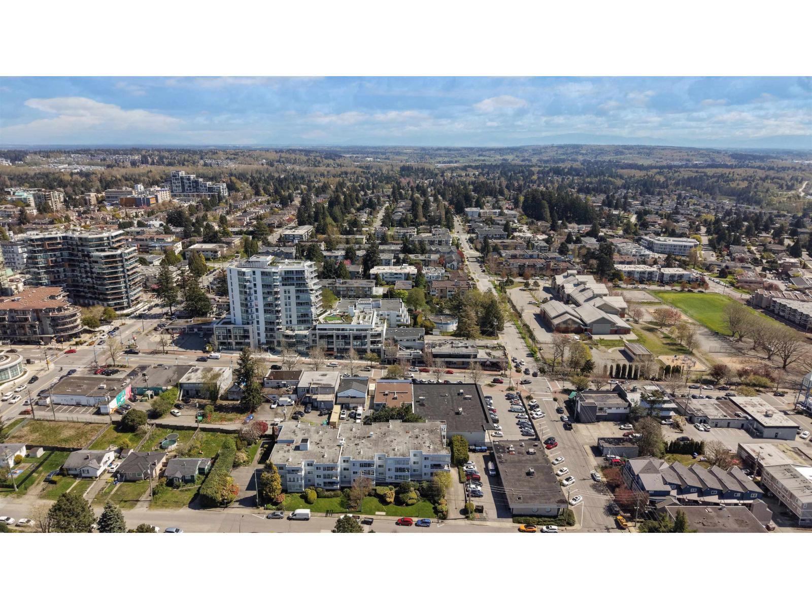 1333 JOHNSTON ROAD, White Rock
