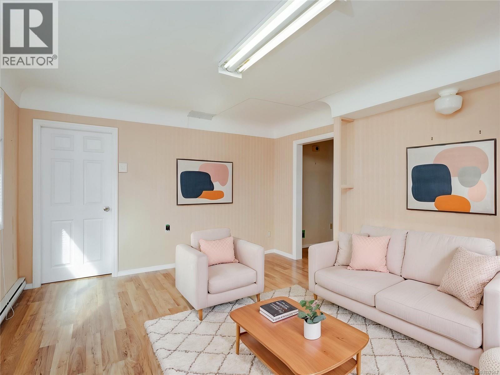 3551 DONCASTER DR - 8