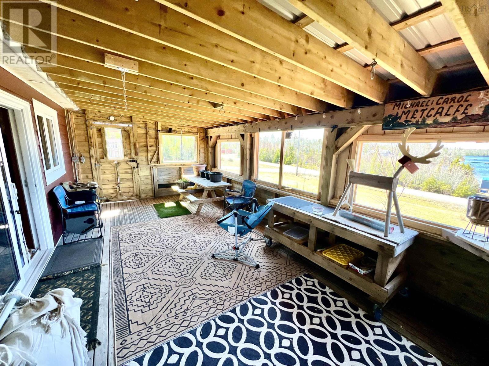 Property 20 of 43 of 7 Lances Lane