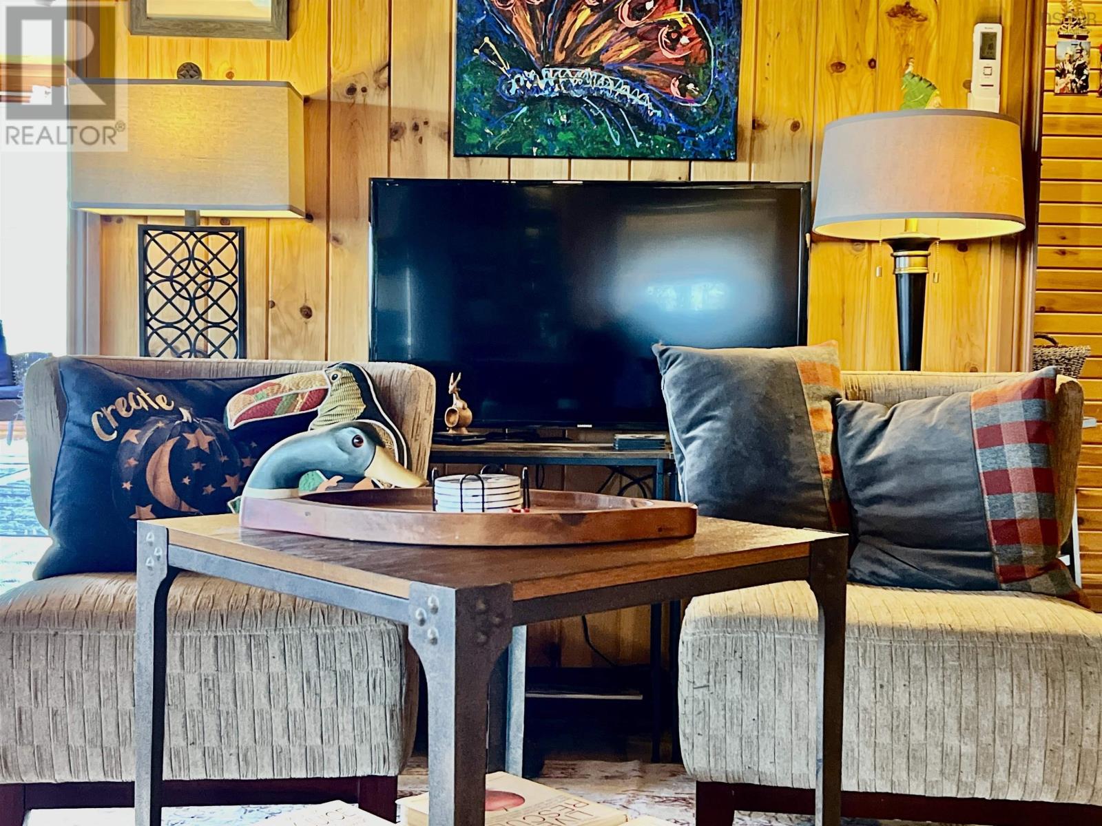 Property 26 of 43 of 7 Lances Lane