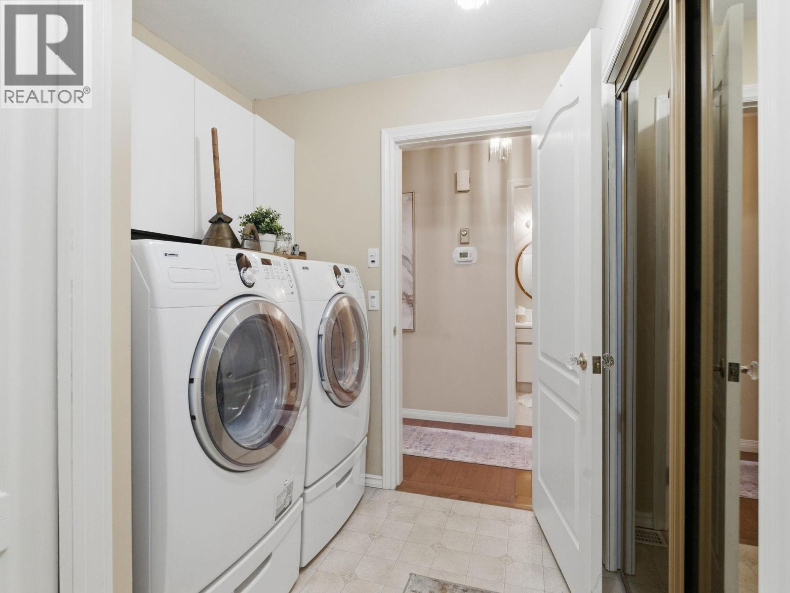 #116 650 Lexington Drive Unit# 116 - 15