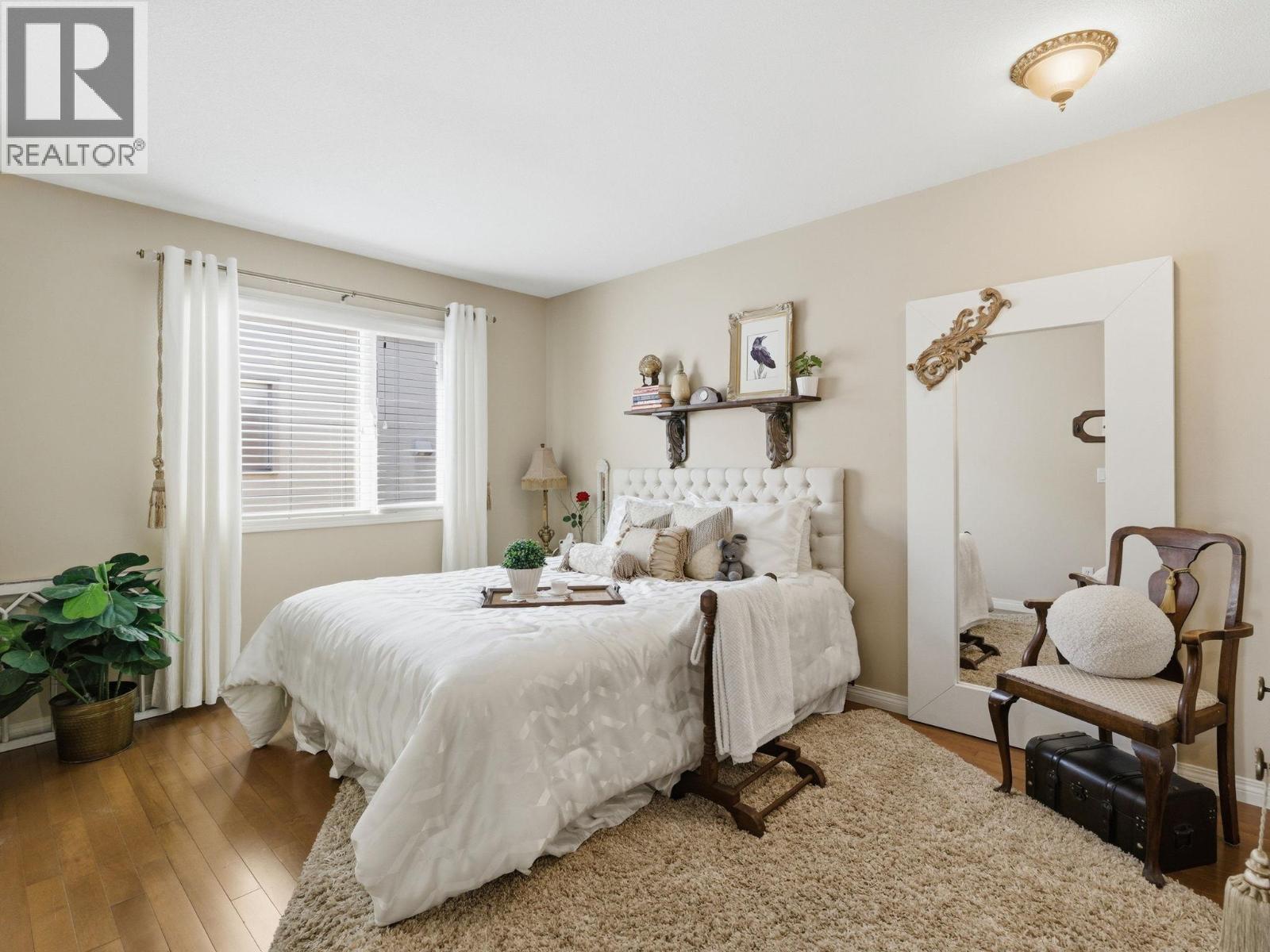 #116 650 Lexington Drive Unit# 116 - 17