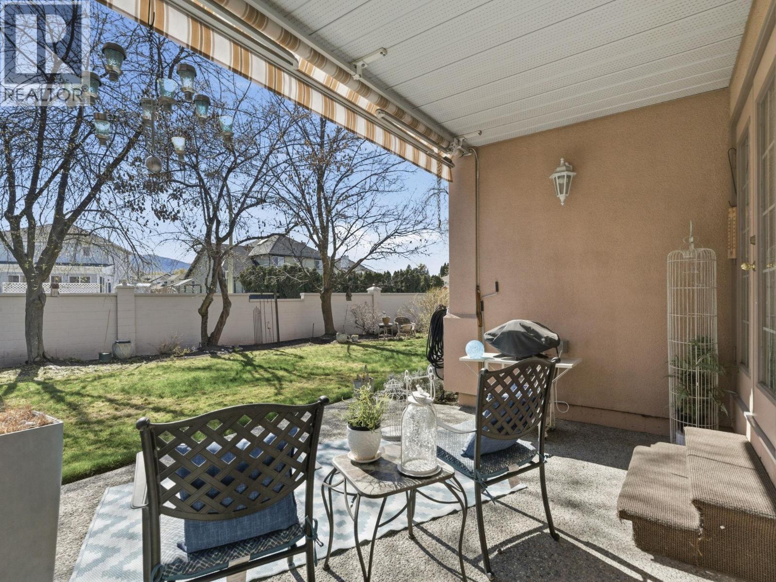 #116 650 Lexington Drive Unit# 116 - 22