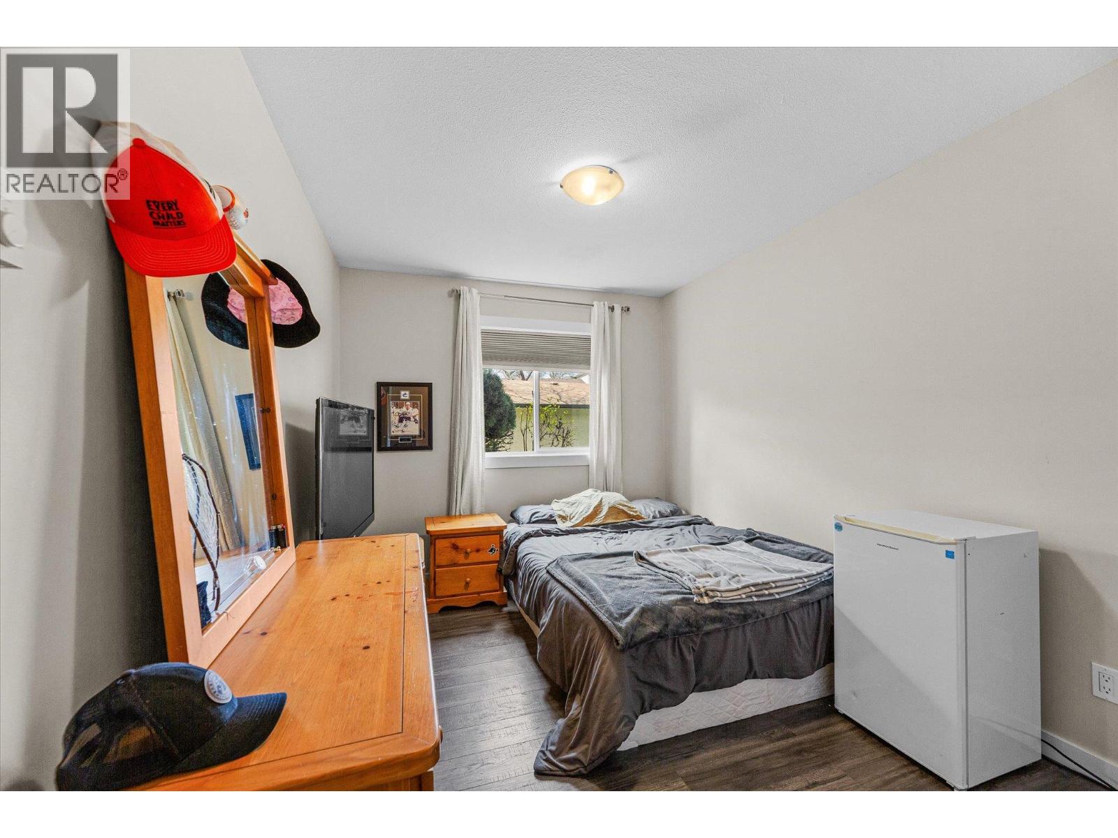 #112 3842 Gordon Drive - 16