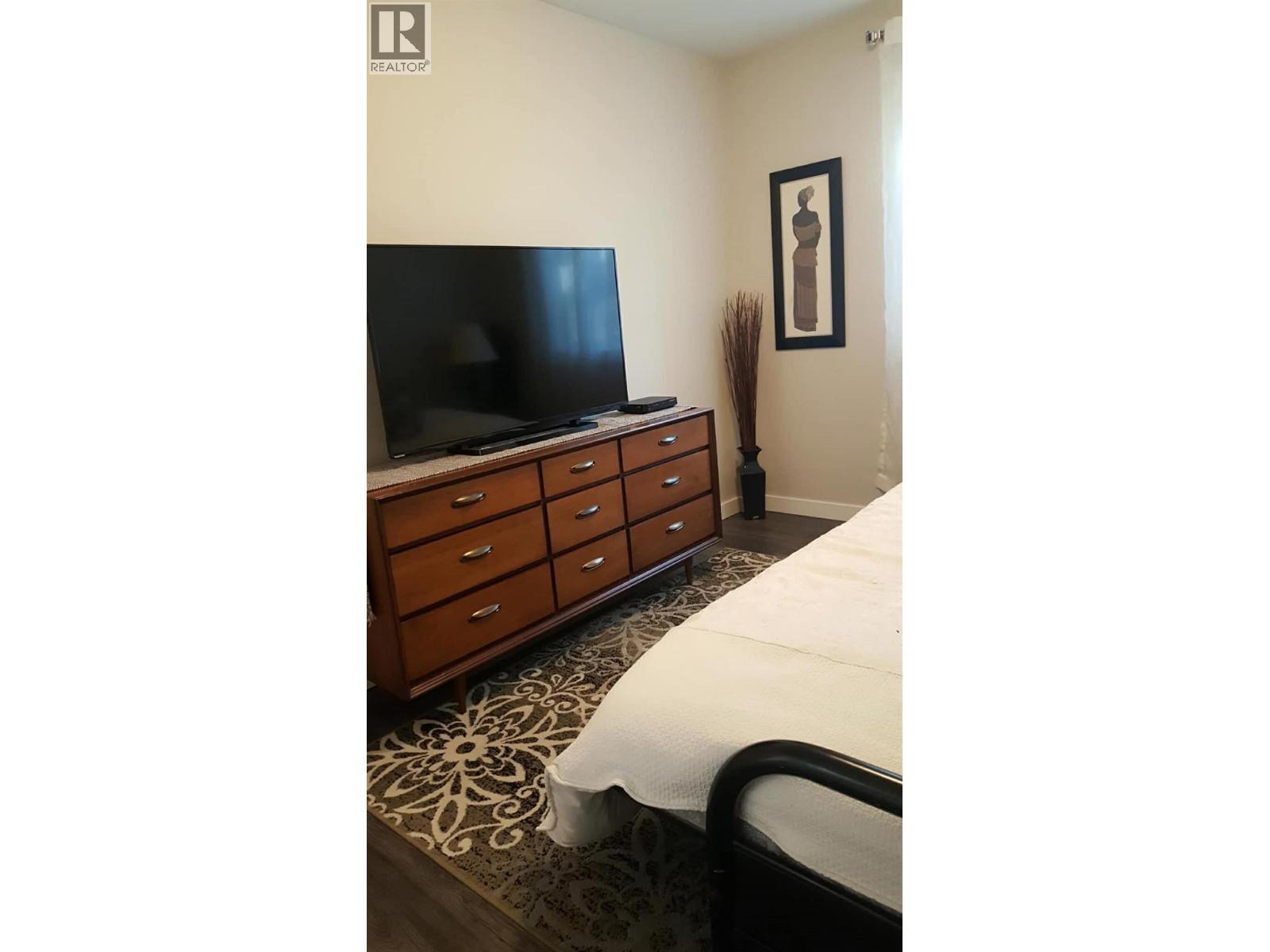 #112 3842 Gordon Drive - 34