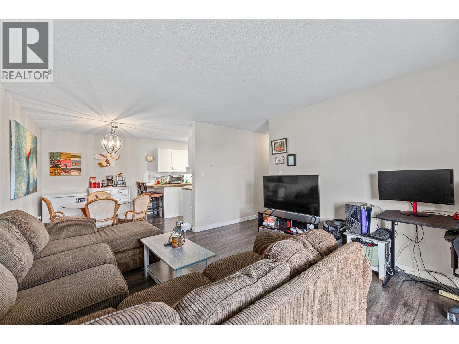 #112 3842 Gordon Drive - 7