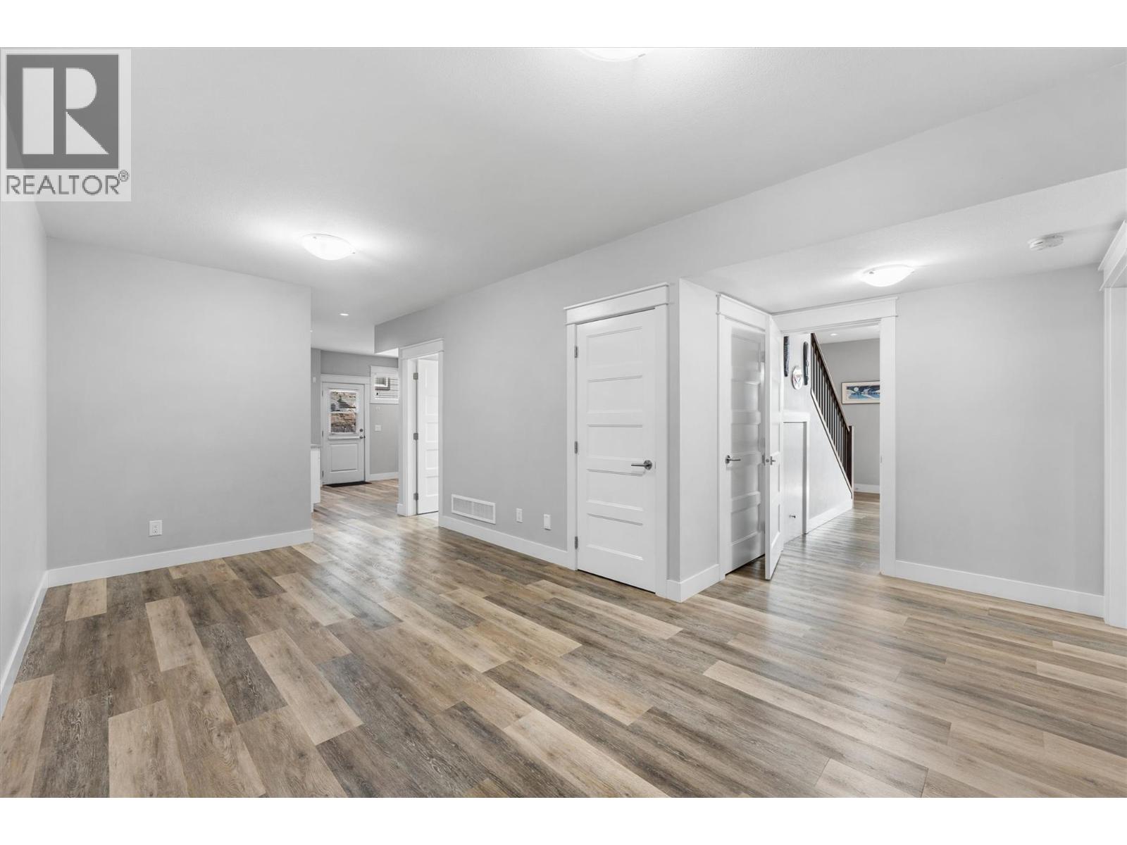  2600 Paramount Drive, West Kelowna