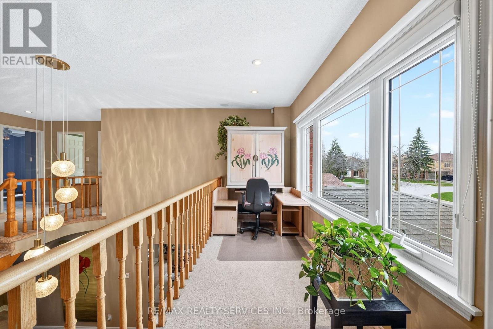 52 NOTTINGHAM CRESCENT - 33