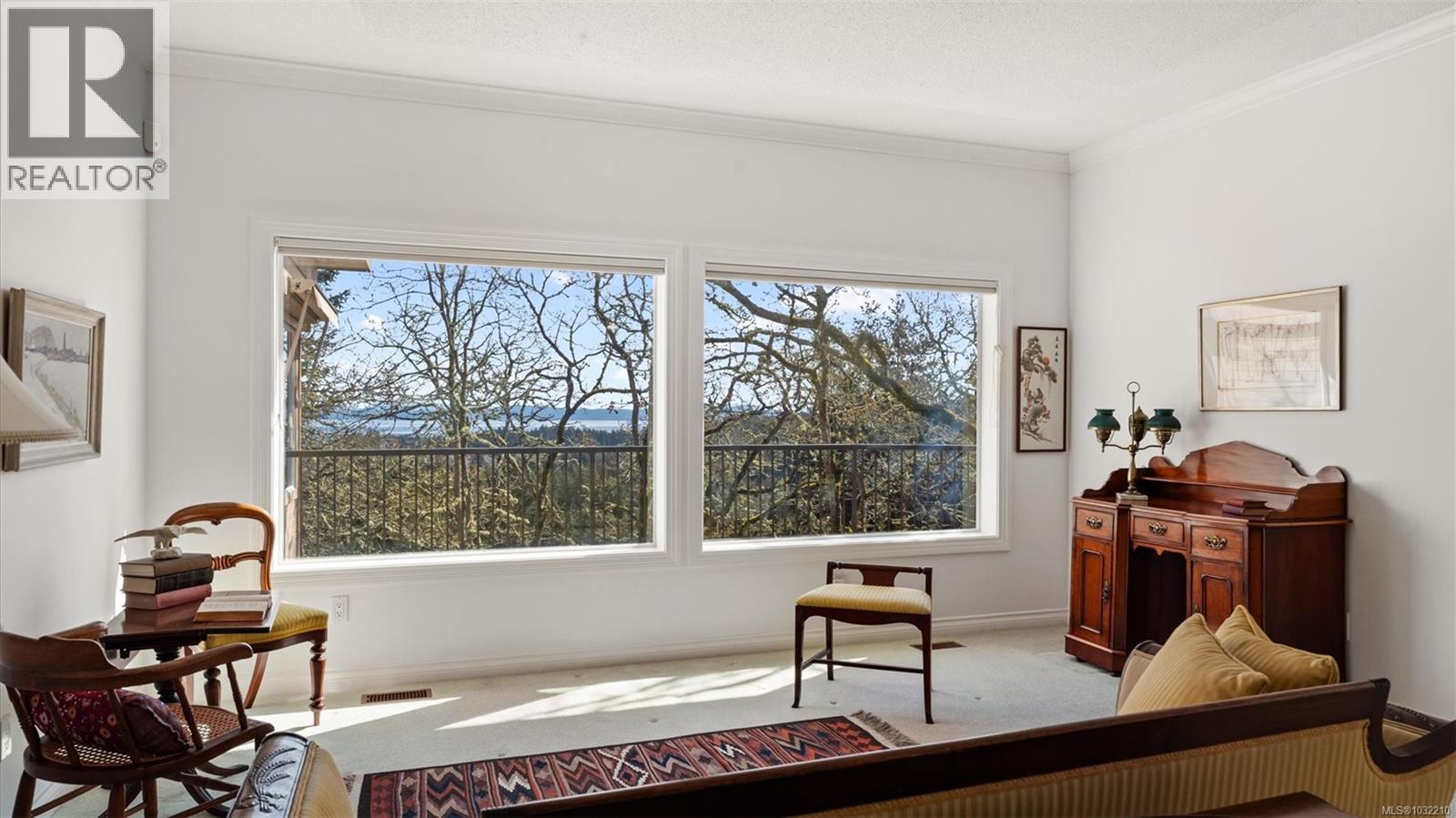  928 Cobblestone Lane, Saanich