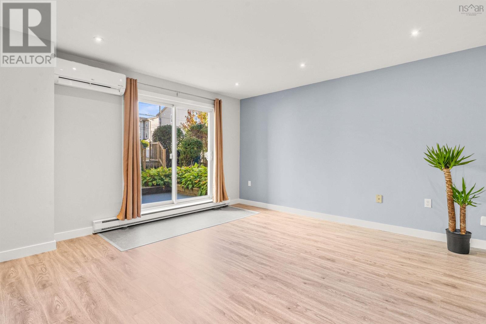 Property 25 of 48 of 5899 Gainsborough Place