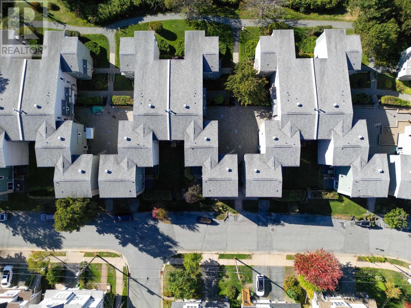 Property 44 of 48 of 5899 Gainsborough Place