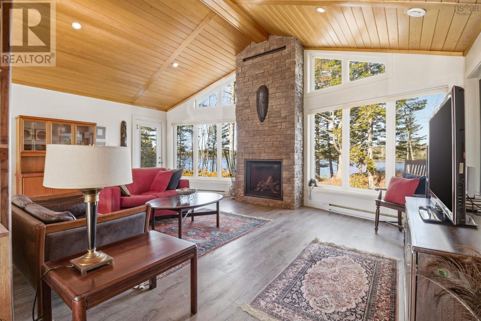 Property photo of 253 Meek Arm Trail