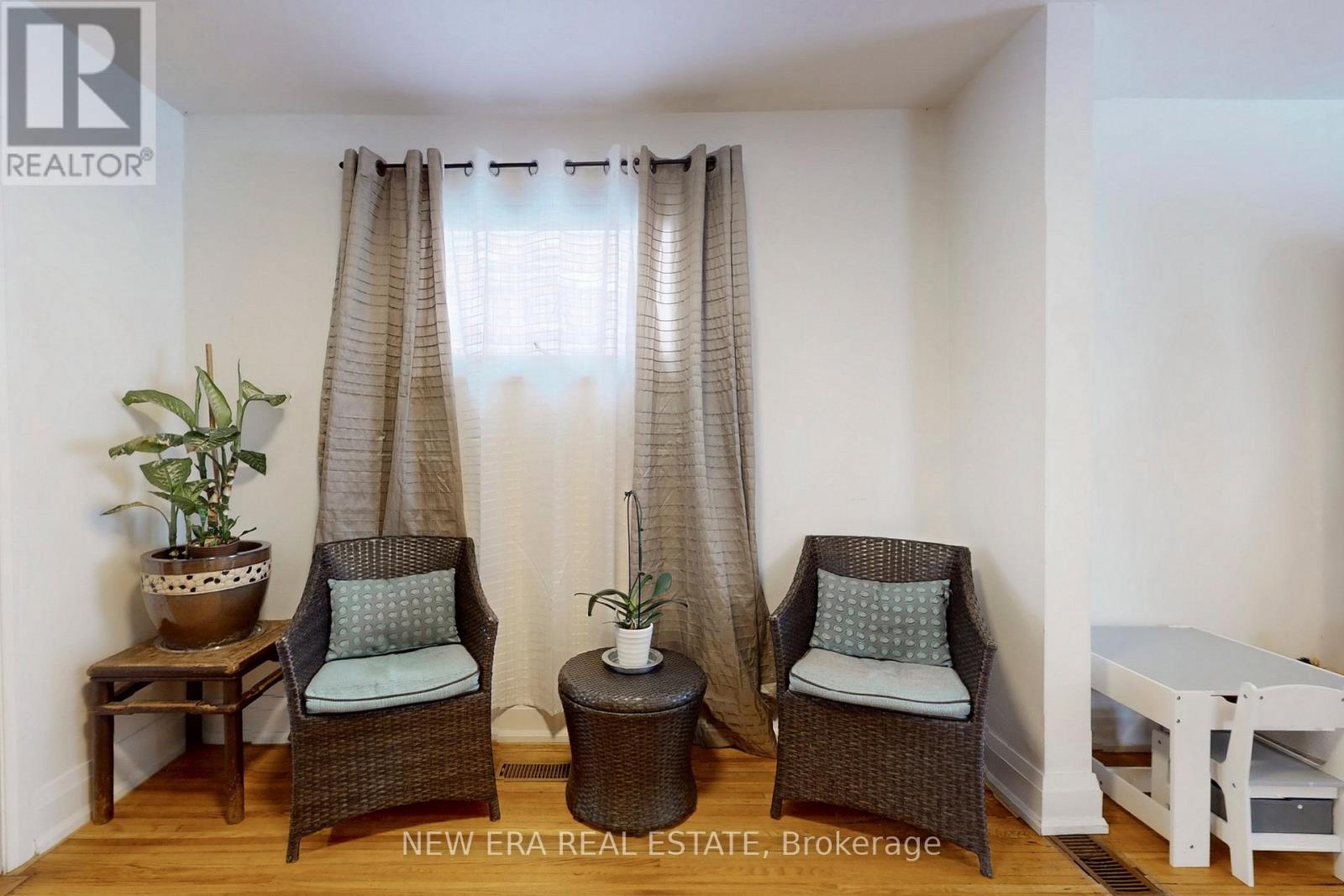 80 RENFIELD STREET - 9