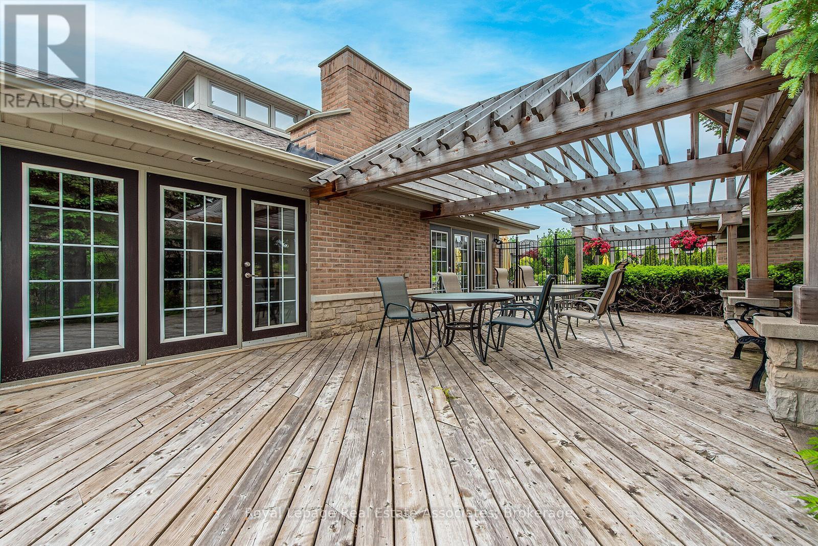 #94 5480 GLEN ERIN DRIVE - 44