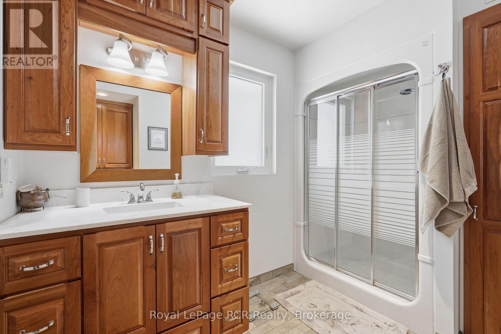 3 WOODLAND COURT - 30