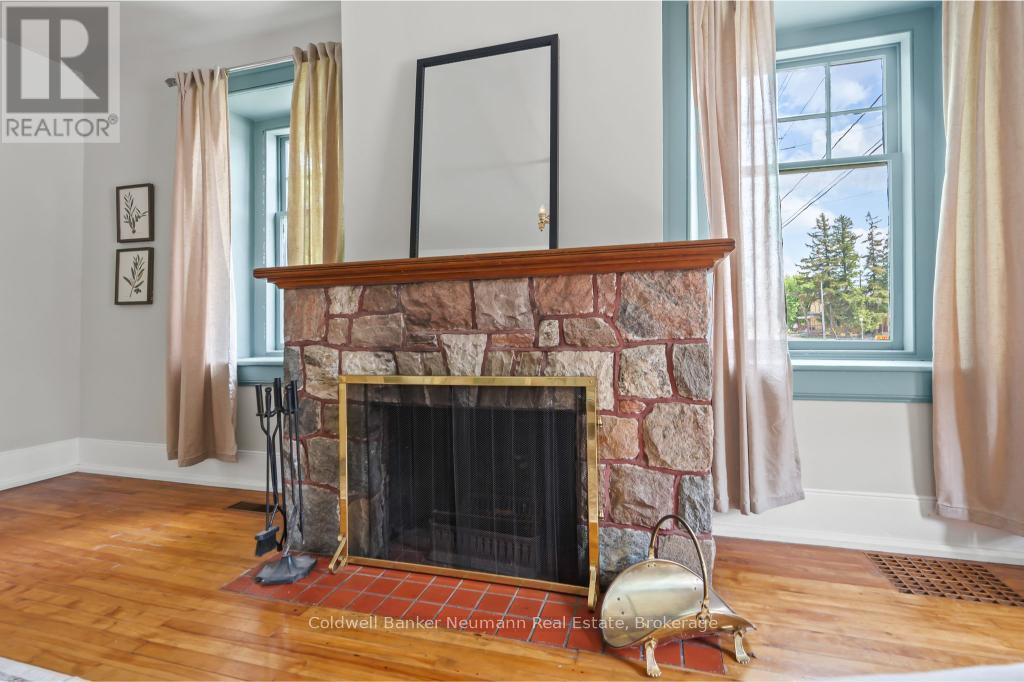 52 BROCK ROAD S - 6