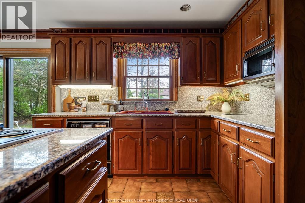 850 North Talbot ROAD - 15