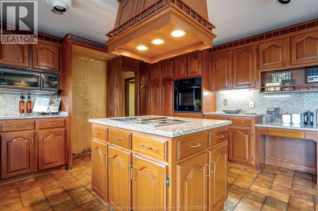 850 North Talbot ROAD - 19