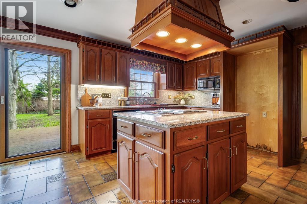 850 North Talbot ROAD - 20