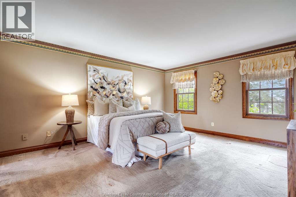 850 North Talbot ROAD - 28