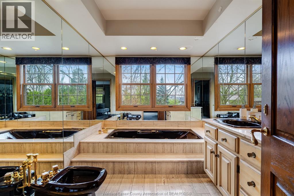 850 North Talbot ROAD - 30