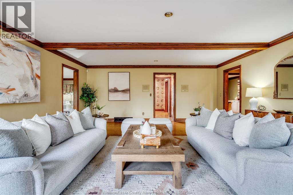 850 North Talbot ROAD - 9