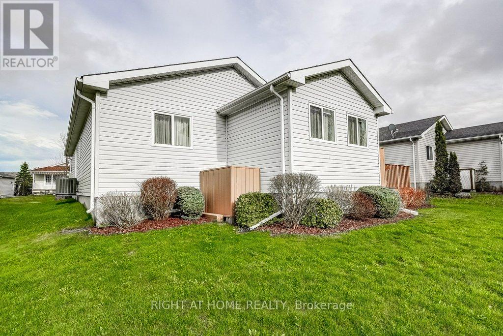 126 GLENARIFF DRIVE - 31