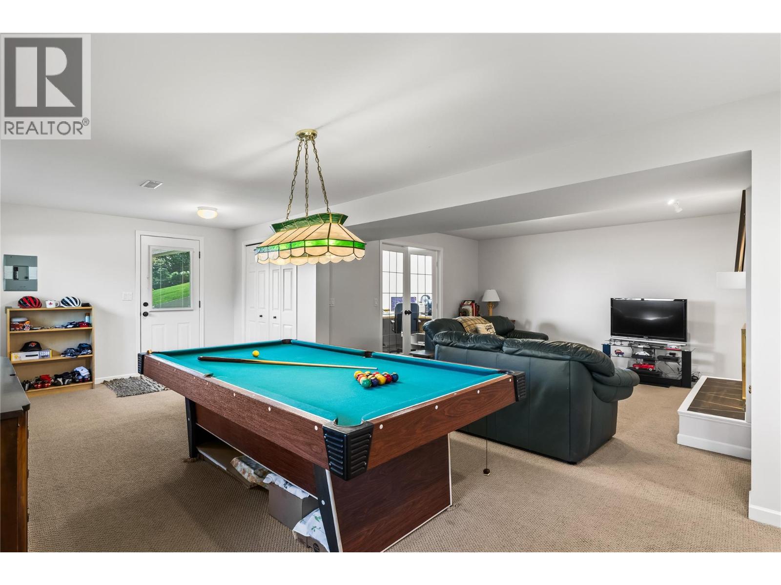  2919 Collens Hill Road, Kelowna