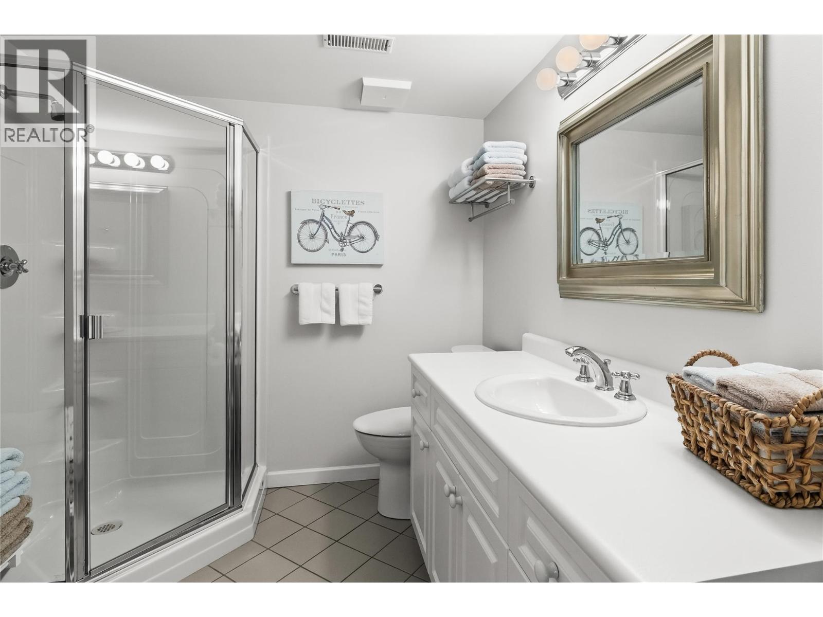  2919 Collens Hill Road, Kelowna