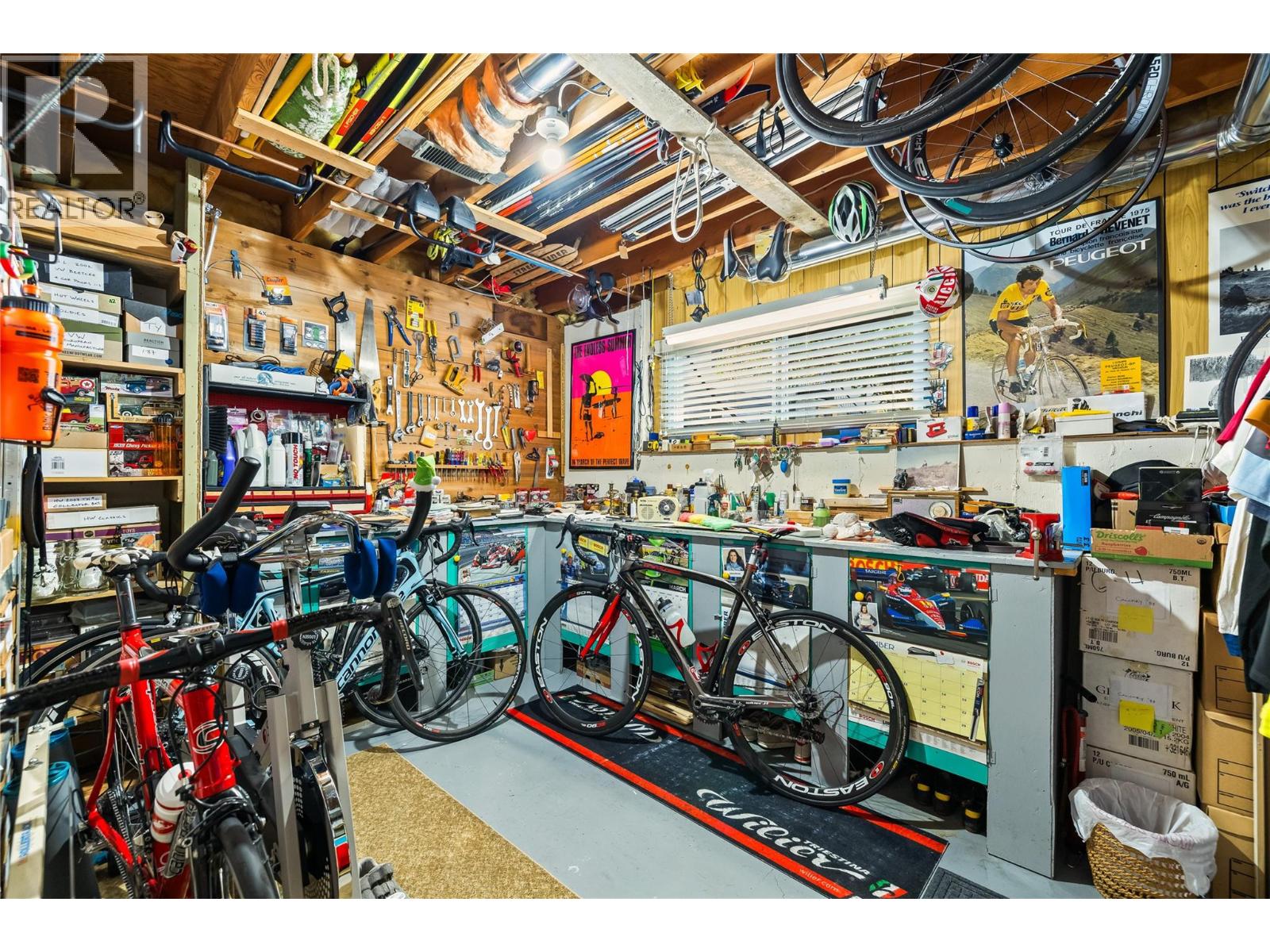  2919 Collens Hill Road, Kelowna