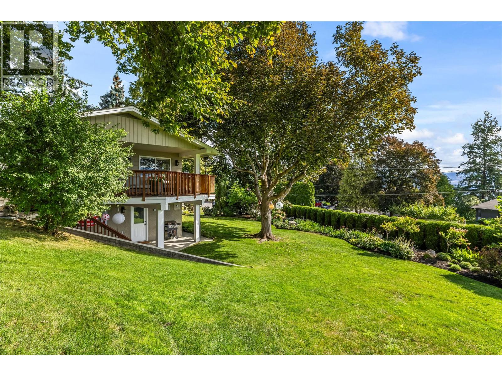  2919 Collens Hill Road, Kelowna