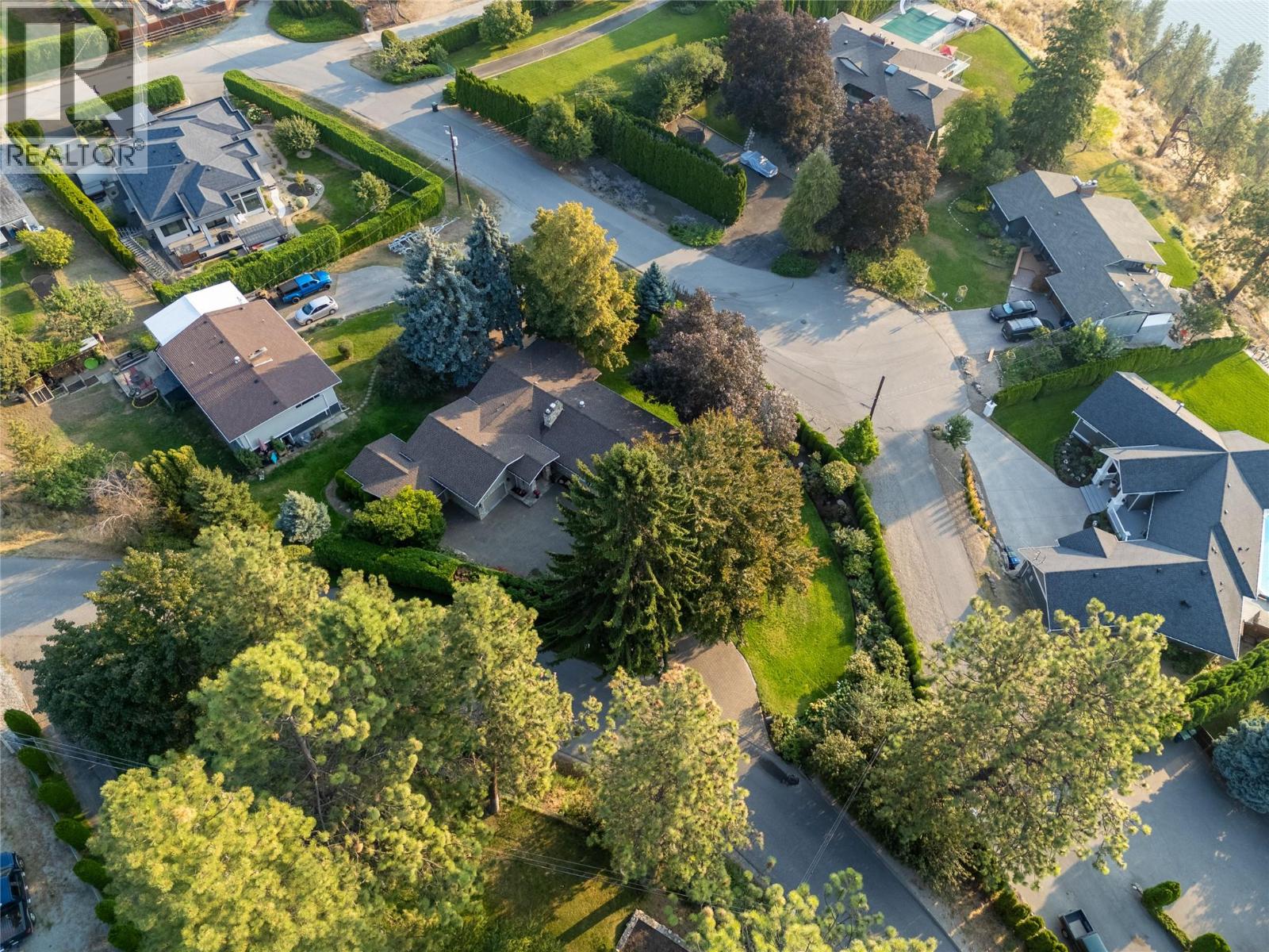  2919 Collens Hill Road, Kelowna