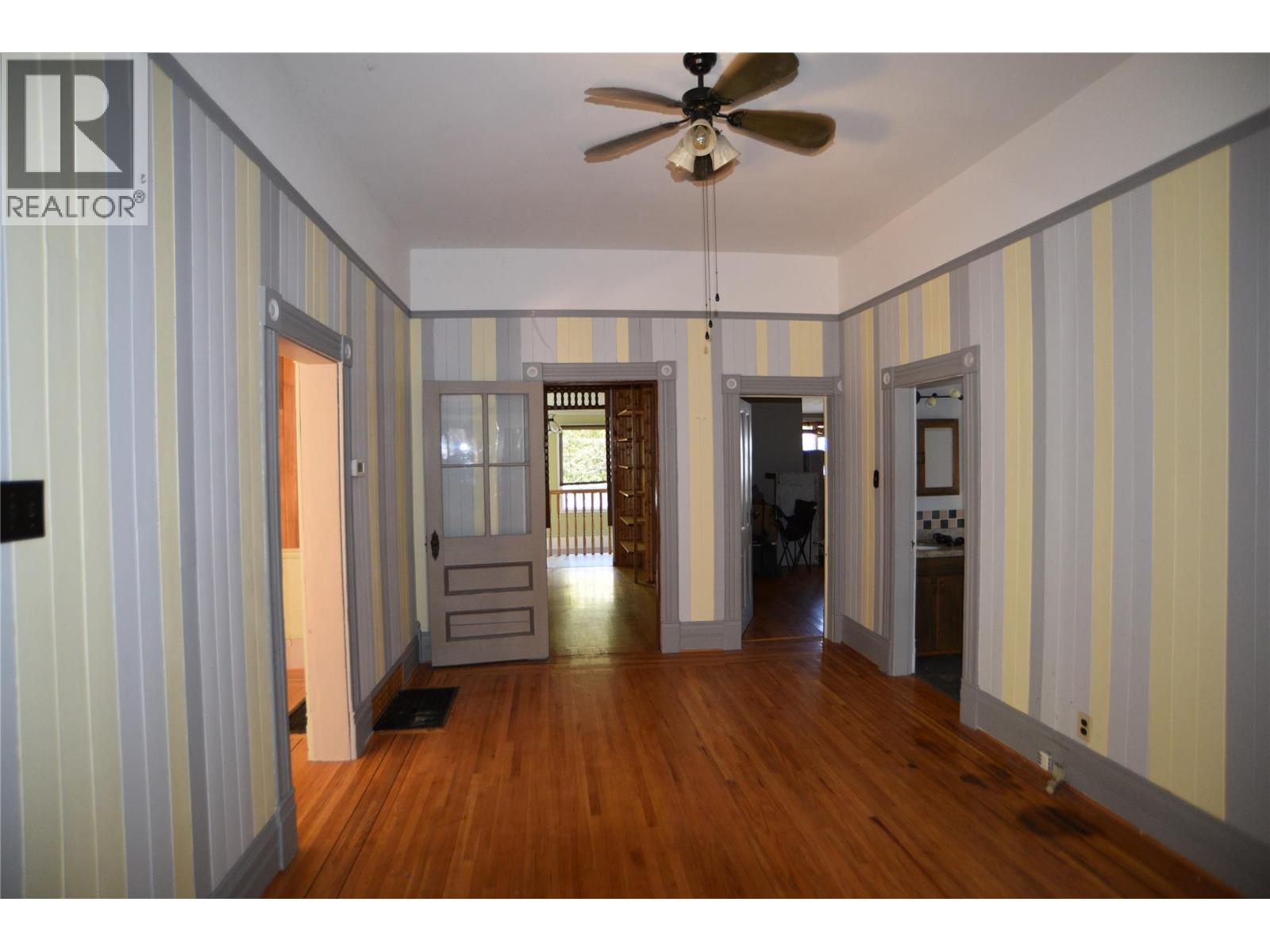 909 Edgewood Avenue - 15