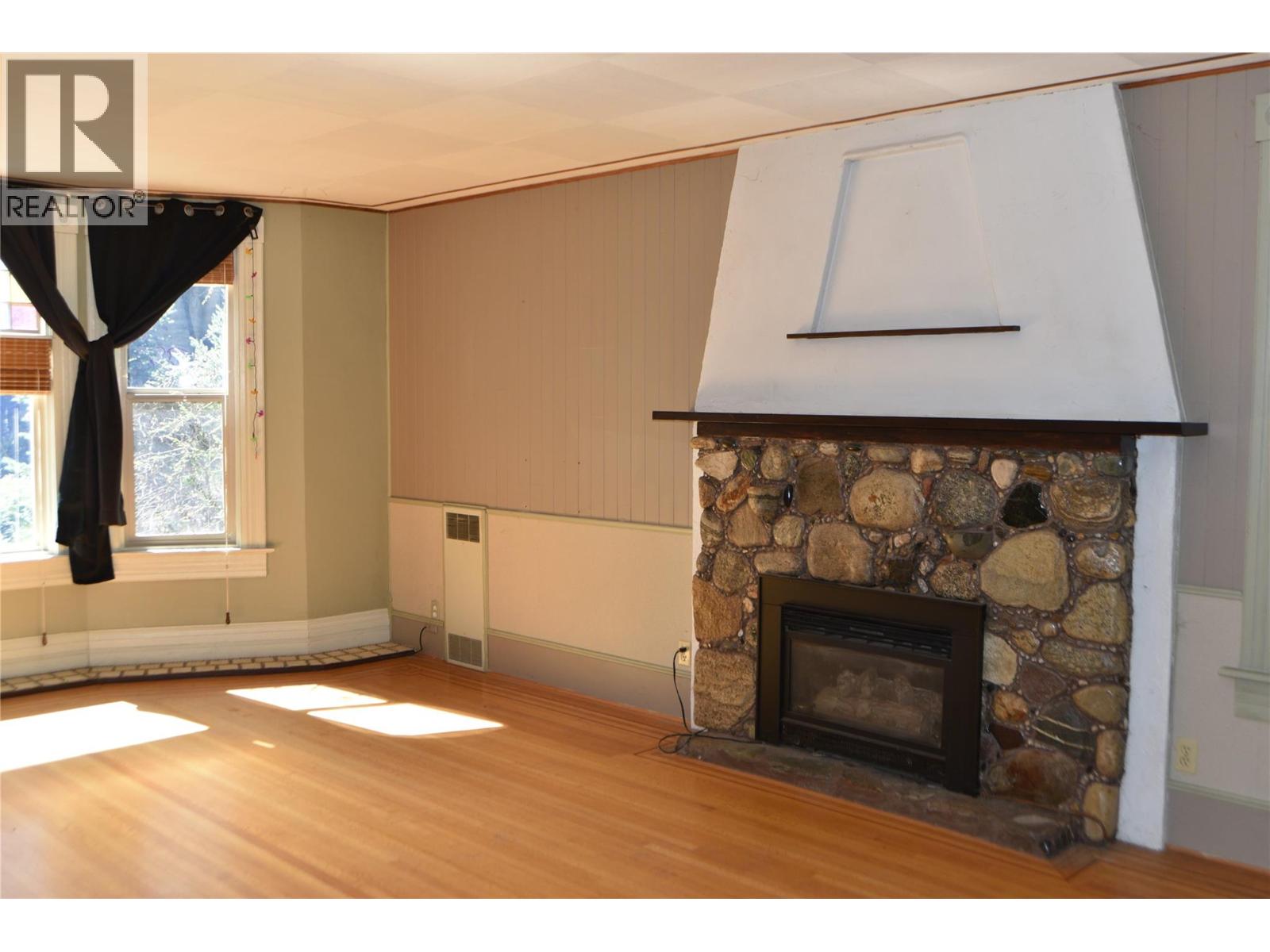 909 Edgewood Avenue - 16