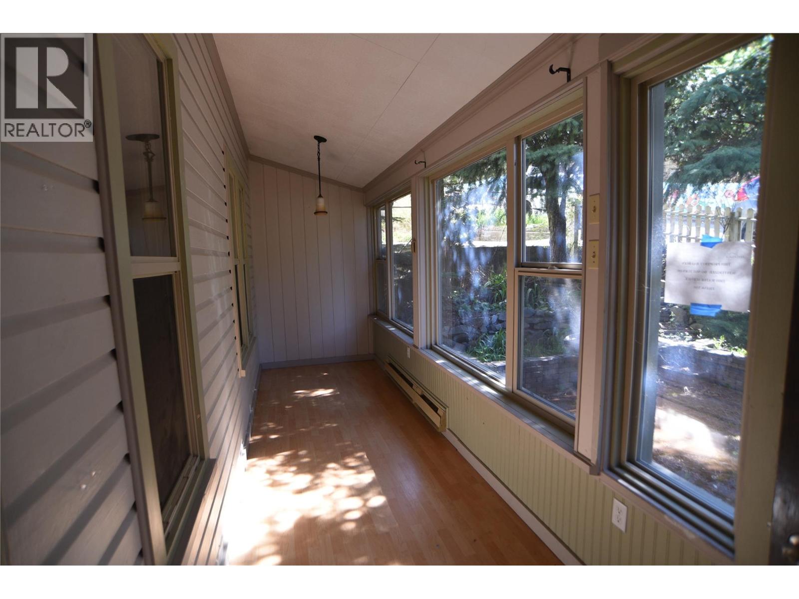 909 Edgewood Avenue - 22