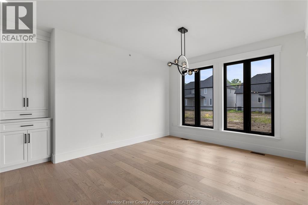 650 SUMMIT STREET - 20