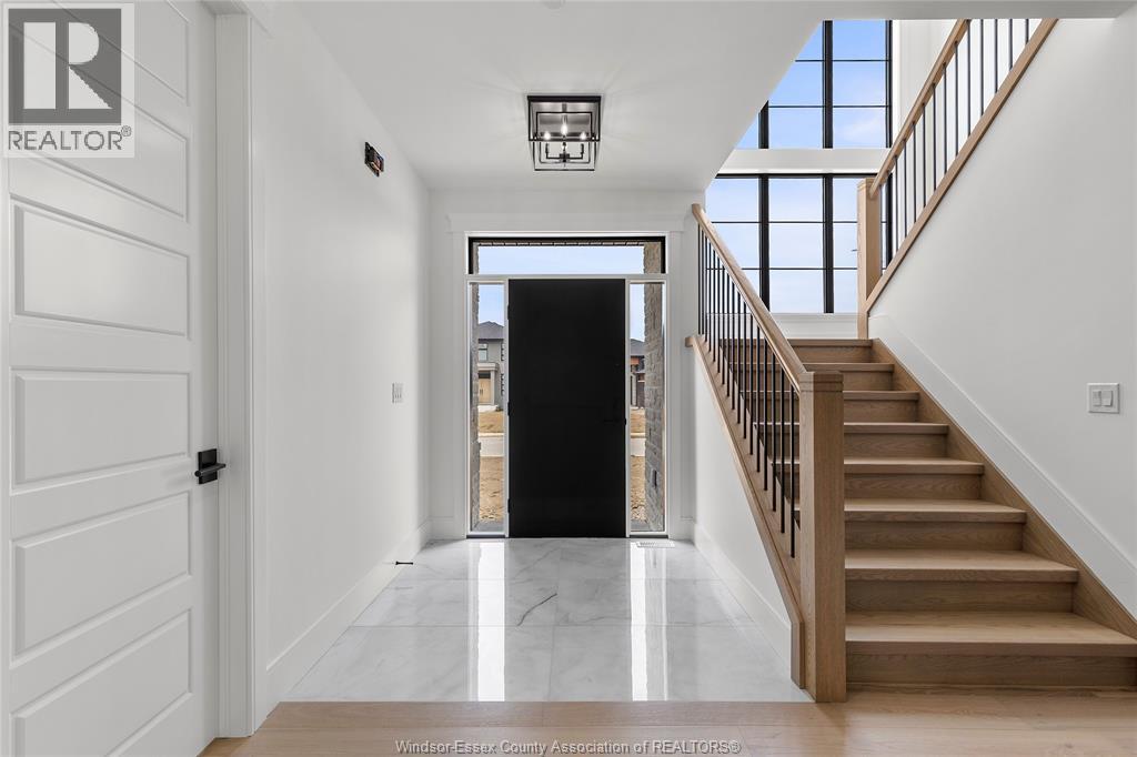 650 SUMMIT STREET - 4