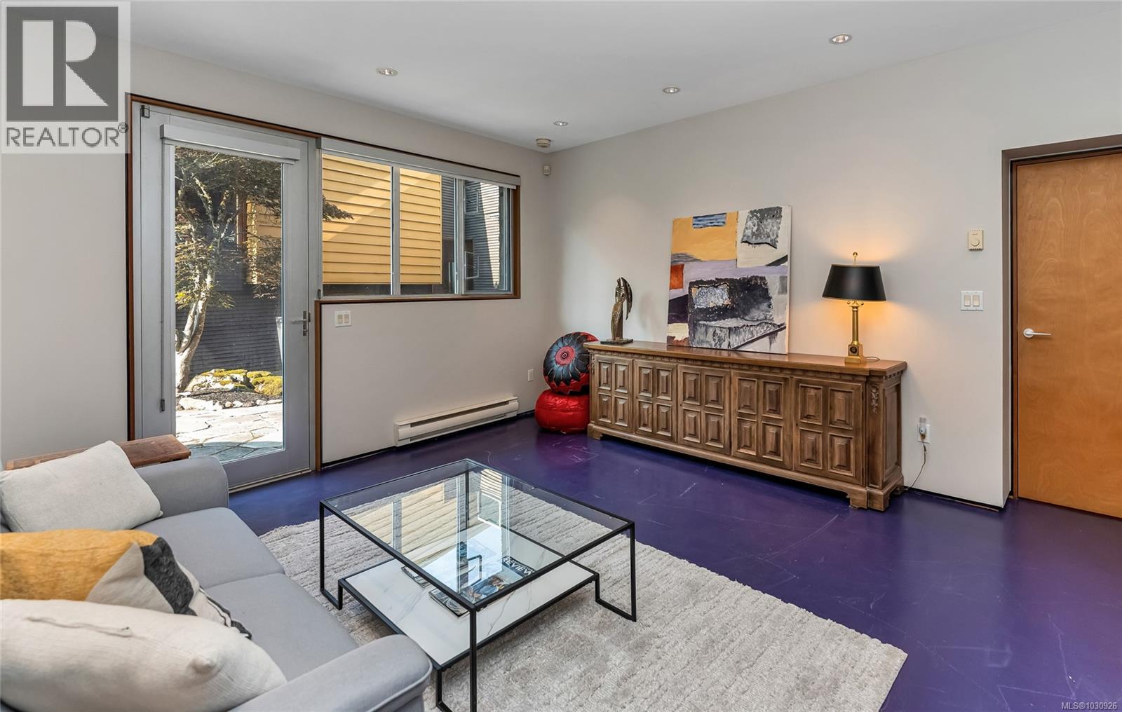 8909 Park Pacific Terr, North Saanich