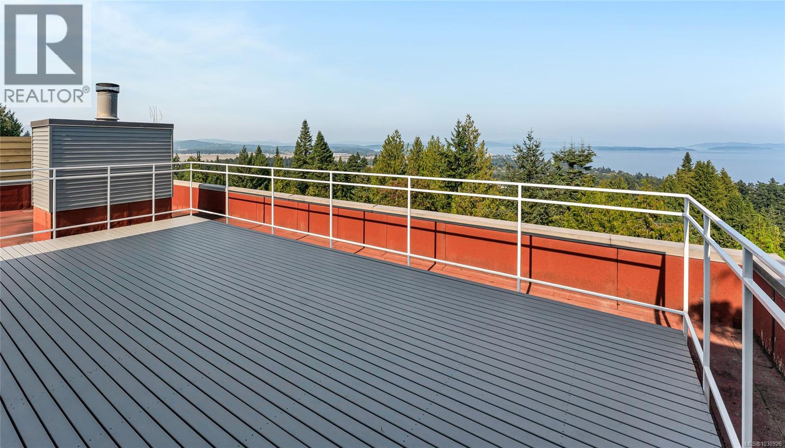 8909 Park Pacific Terr, North Saanich